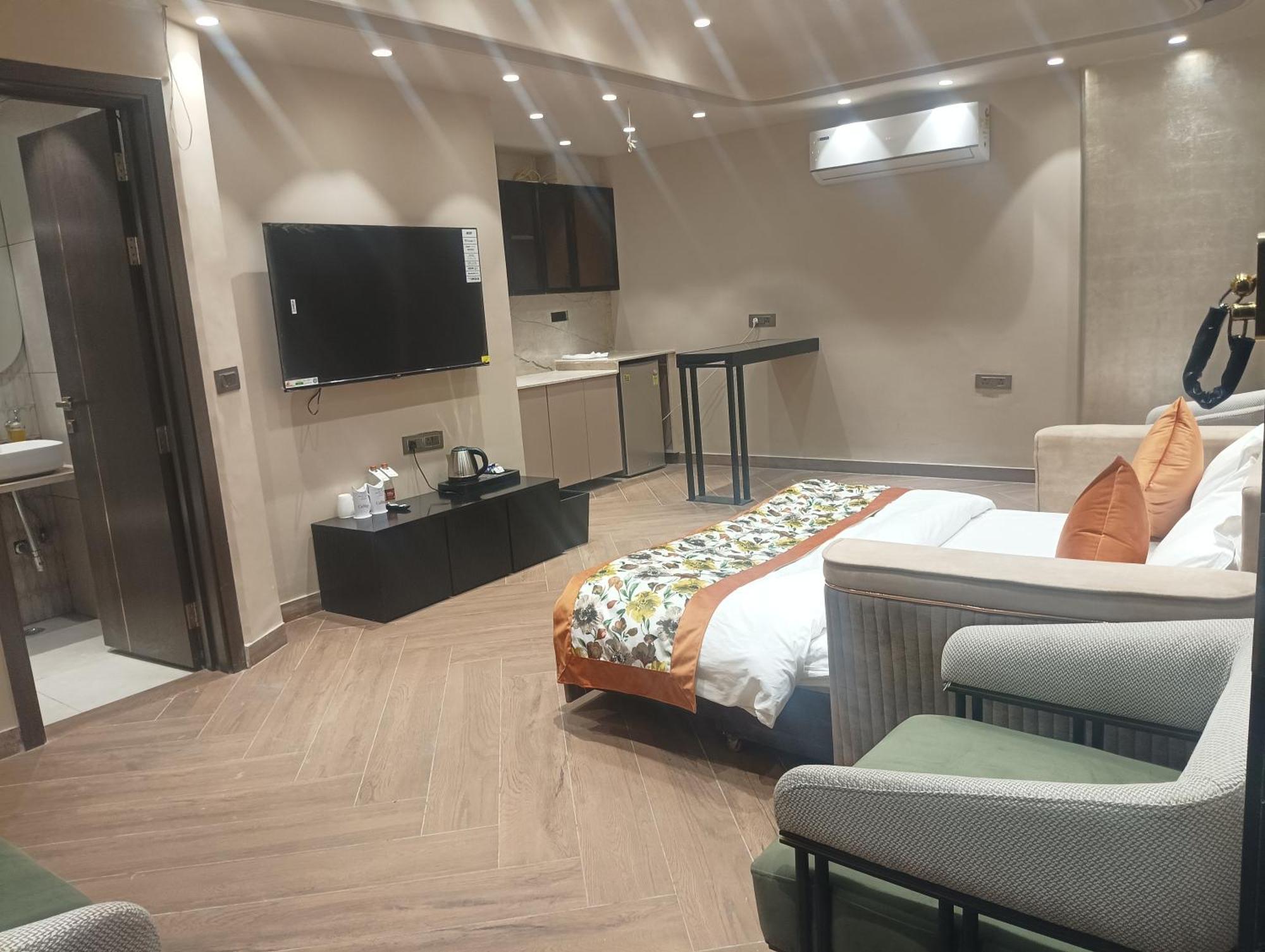 Hotel Cullinan By Qotel Janakpuri Delhi  Dış mekan fotoğraf