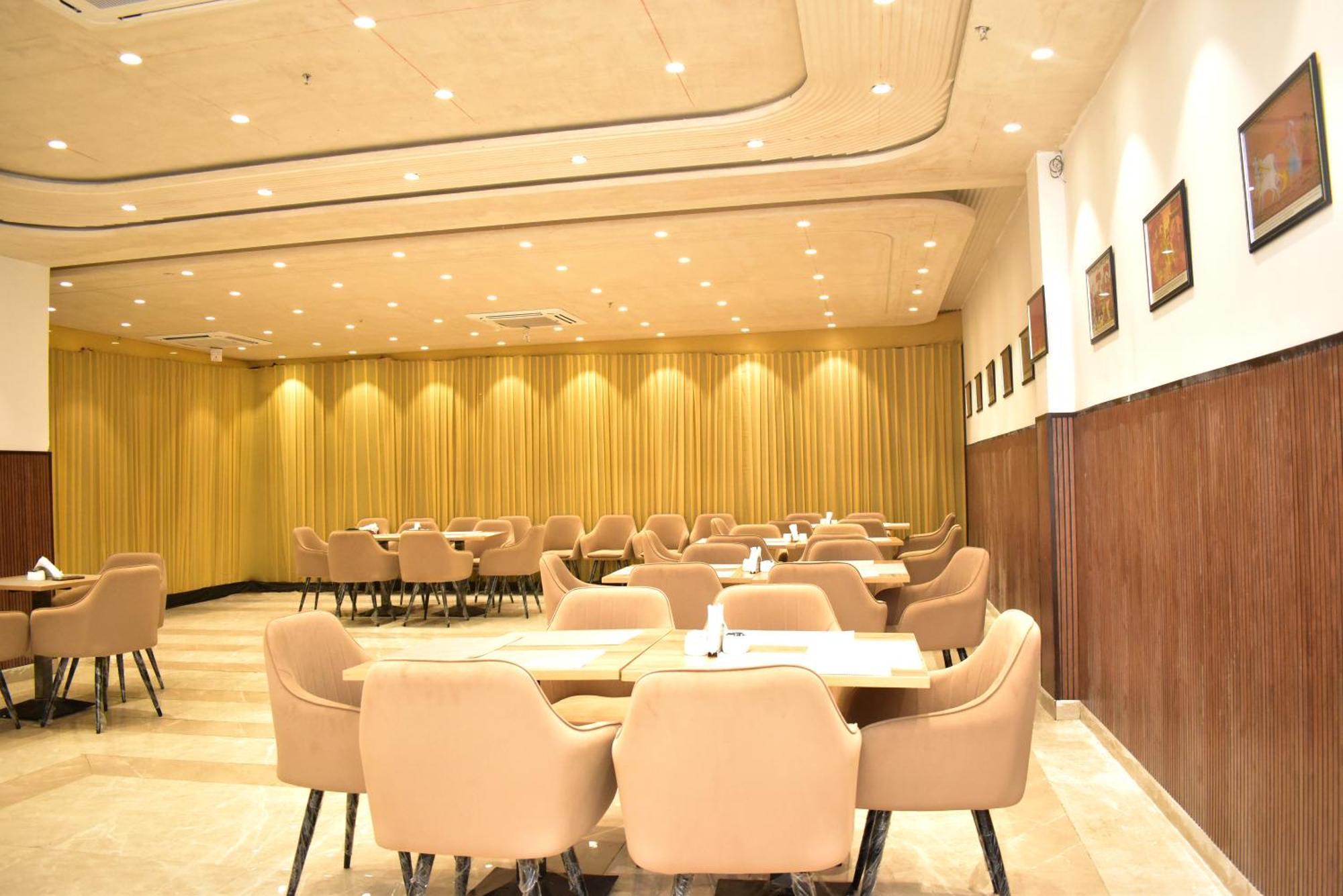 Hotel Cullinan By Qotel Janakpuri Delhi  Dış mekan fotoğraf