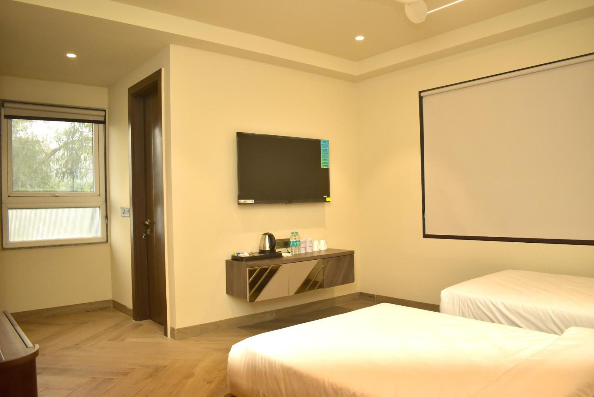 Hotel Cullinan By Qotel Janakpuri Delhi  Dış mekan fotoğraf